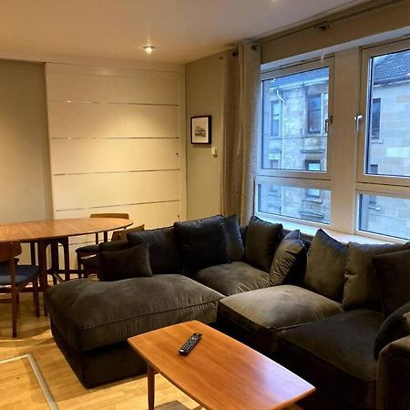 Stylish 2 Bed Accessible Flat Perfect Location Appartamento Glasgow Esterno foto